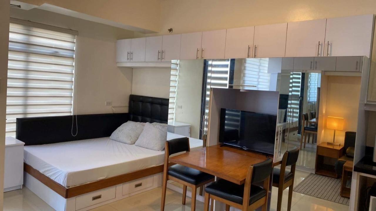 Mabolo Garden Flat A6 With Free Rooftop Pool Cebu Buitenkant foto