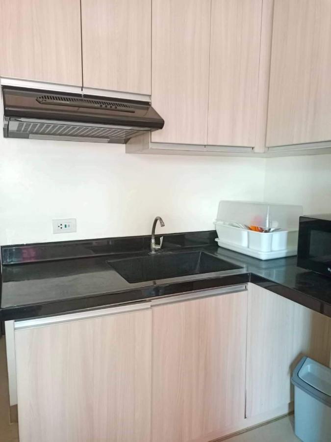 Mabolo Garden Flat A6 With Free Rooftop Pool Cebu Buitenkant foto