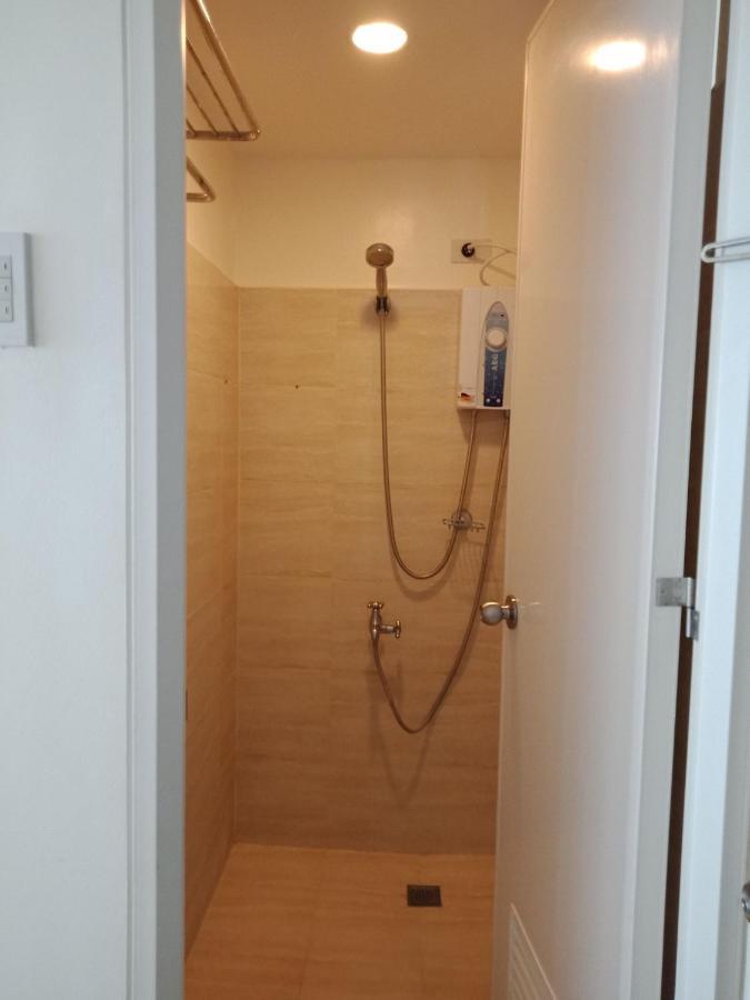 Mabolo Garden Flat A6 With Free Rooftop Pool Cebu Buitenkant foto