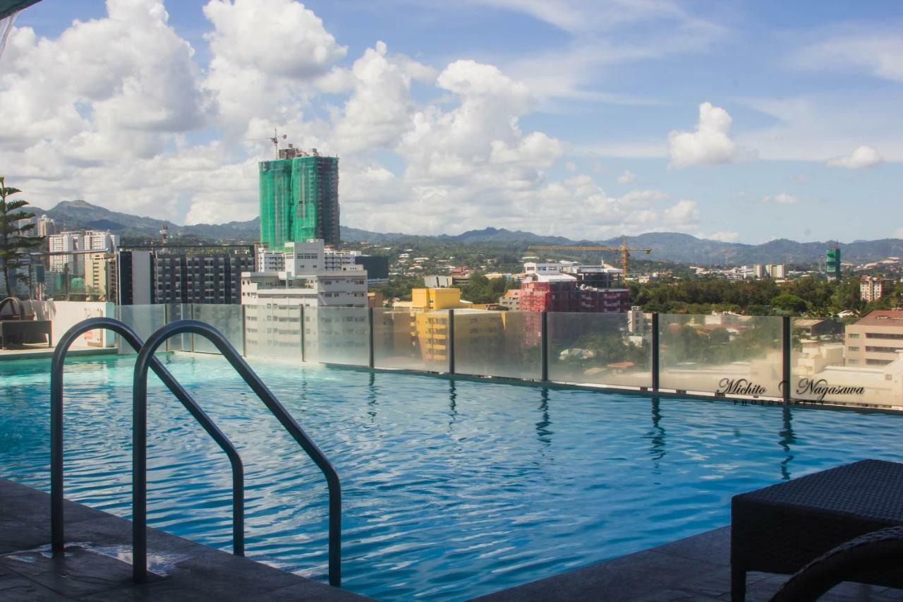 Mabolo Garden Flat A6 With Free Rooftop Pool Cebu Buitenkant foto