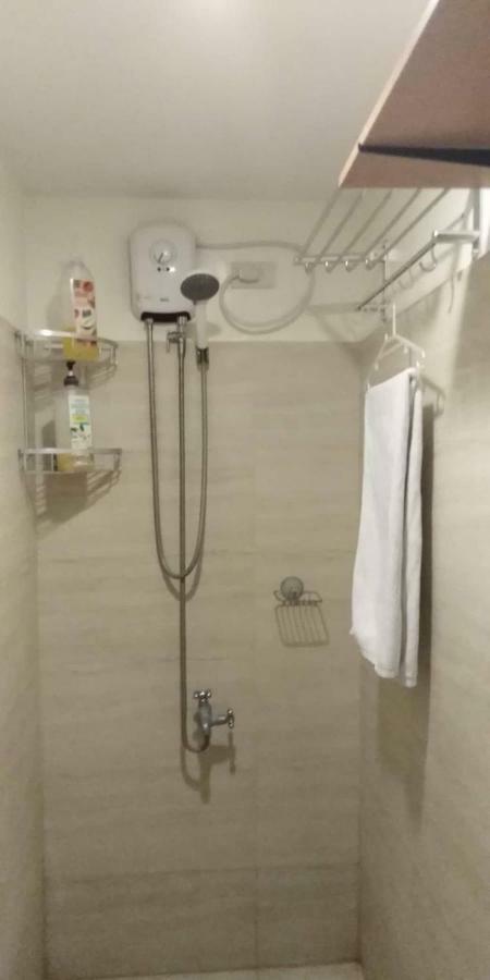 Mabolo Garden Flat A6 With Free Rooftop Pool Cebu Buitenkant foto
